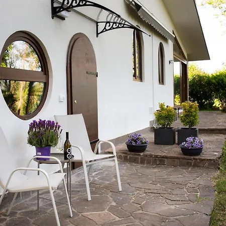 La Ginestra Holiday home Mossa